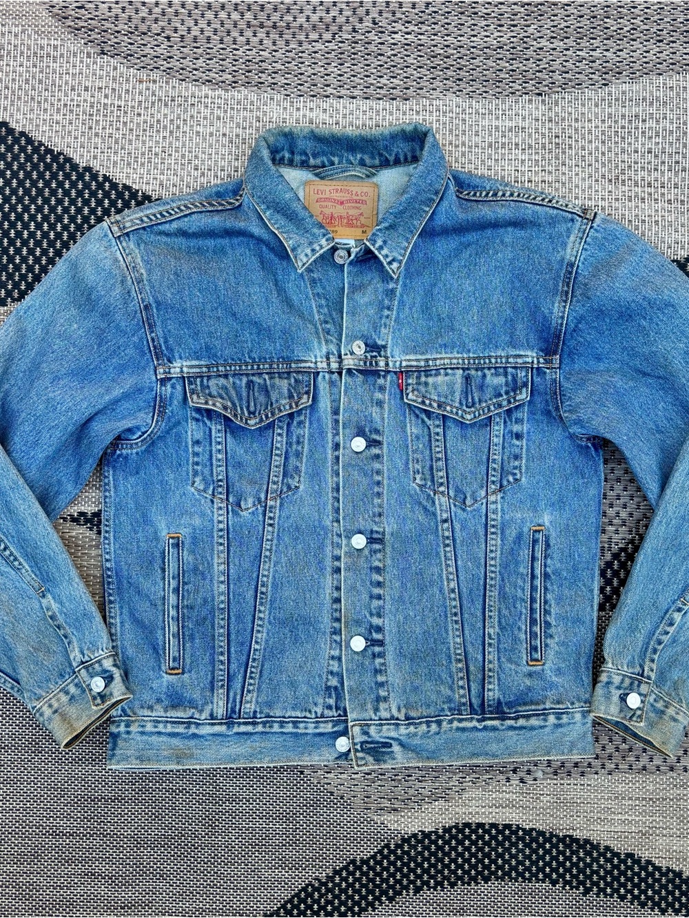 Vintage 90s Levi Strauss Denim Jacket 70507-0389 Standard Trucker Size M